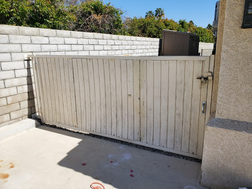 Harveys Garage Door image
