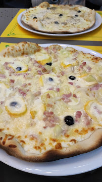 Plats et boissons du Pizzeria Pizza Fénelon à Sarlat-la-Canéda - n°14