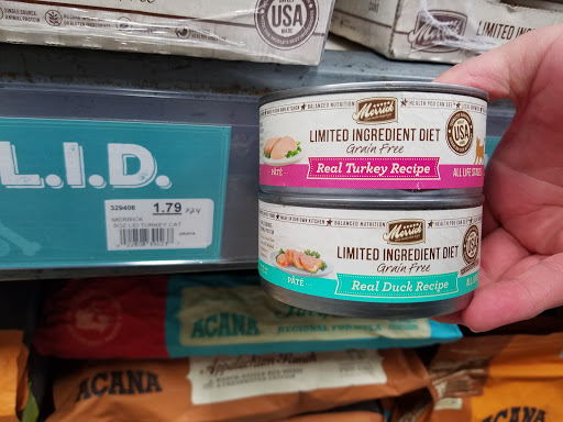 Pet Supply Store «Centinela Feed & Pet Supplies», reviews and photos, 11055 W Pico Blvd, Los Angeles, CA 90064, USA