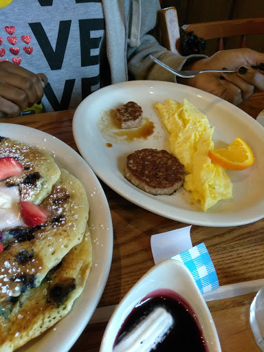 American Restaurant «Cracker Barrel Old Country Store», reviews and photos, 1134 Woodruff Rd, Greenville, SC 29607, USA