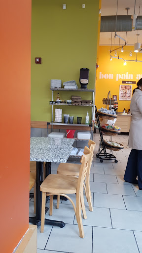 Restaurant «Au Bon Pain», reviews and photos, 26 Monument Cir, Indianapolis, IN 46204, USA
