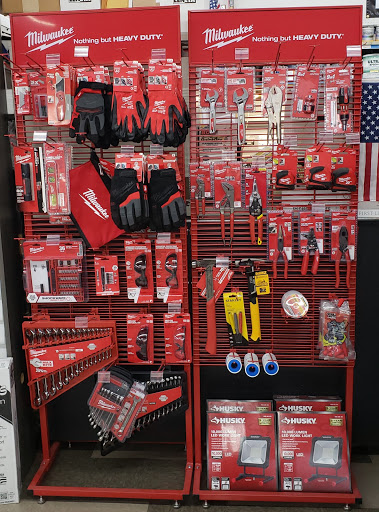 Paint Store «Calumet Paint & Wallpaper Inc. - Blue Island», reviews and photos, 12120 S Western Ave, Blue Island, IL 60406, USA