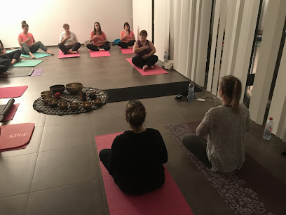 Yoga Tongrinne Yam Center