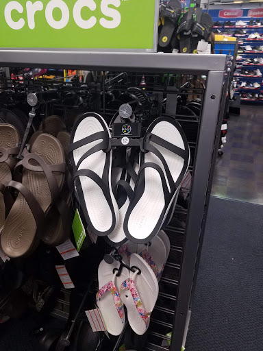 Sporting Goods Store «Big 5 Sporting Goods», reviews and photos, 80 W Foothill Blvd, Upland, CA 91786, USA