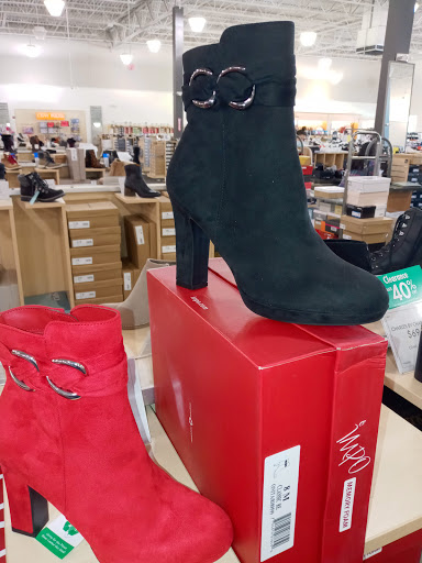 Shoe Store «DSW Designer Shoe Warehouse», reviews and photos, 1350 Bald Hill Rd, Warwick, RI 02886, USA