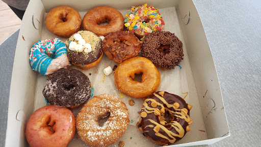 Donut Shop «Top That! Donuts», reviews and photos, 210 Ocean Ave, Point Pleasant Beach, NJ 08742, USA