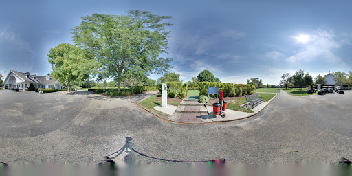 Golf Course «Deerpath Golf Course», reviews and photos, 500 W Deerpath Rd, Lake Forest, IL 60045, USA