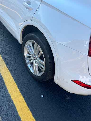 Tire Shop «Tires Plus of Waukegan», reviews and photos, 1150 S Waukegan Rd, Waukegan, IL 60085, USA