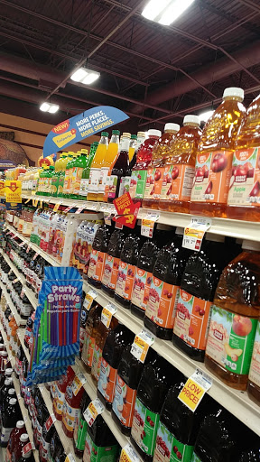 Supermarket «Giant Eagle Supermarket», reviews and photos, 909 E Main St, Ravenna, OH 44266, USA