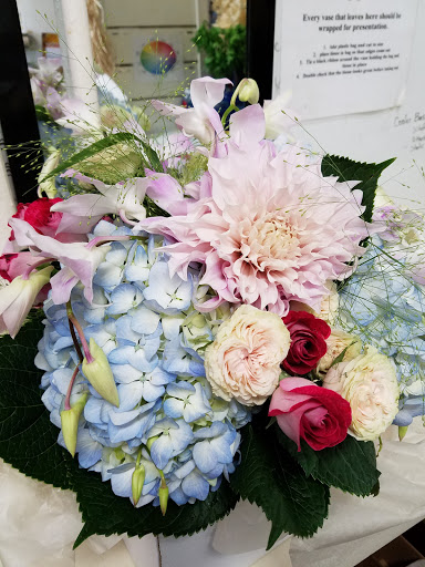 Florist «Enchanted Florist of Ypsilanti MI», reviews and photos, 46 E Cross St, Ypsilanti, MI 48198, USA