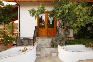 Ionia Guest House / İonia Konuk Evi image