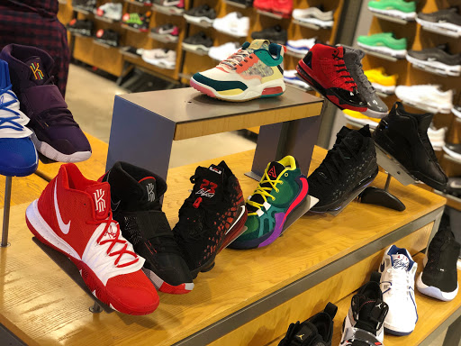 Shoe Store «Finish Line», reviews and photos, 11401 NW 12th St #218, Miami, FL 33172, USA