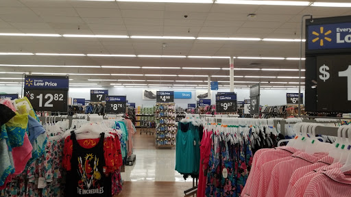 Department Store «Walmart Supercenter», reviews and photos, 1407 N Loop 336 W, Conroe, TX 77304, USA