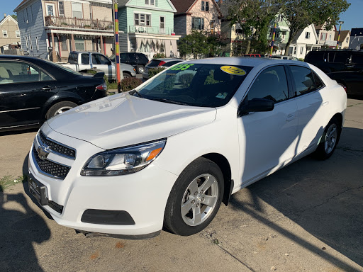 Used Car Dealer «DIAMOND AUTO SALES AND SERVICES 2016», reviews and photos, 1801 W Forest Home Ave, Milwaukee, WI 53204, USA