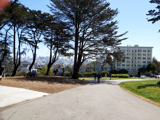 Historical Landmark «Painted Ladies», reviews and photos, Steiner St, San Francisco, CA 94117, USA