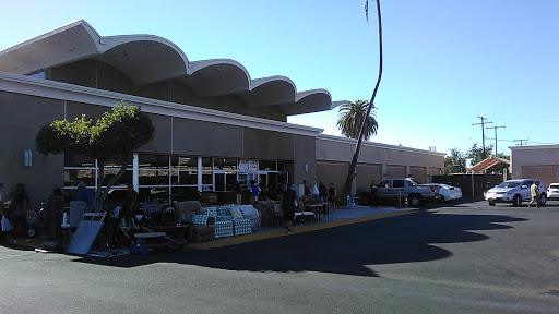 Thrift Store «Community Thrift Store», reviews and photos, 19720 E Arrow Hwy, Covina, CA 91724, USA
