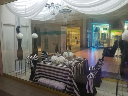 Shopping Mall «West Oaks Mall», reviews and photos, 9401 W Colonial Dr, Ocoee, FL 34761, USA