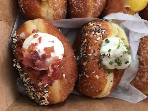 Donut Shop «B. Doughnut», reviews and photos, 7 Loudoun St SW, Leesburg, VA 20175, USA