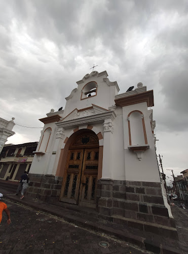 Opiniones de Iglesia Matriz De Sangolquí en Sangolqui - Arquitecto