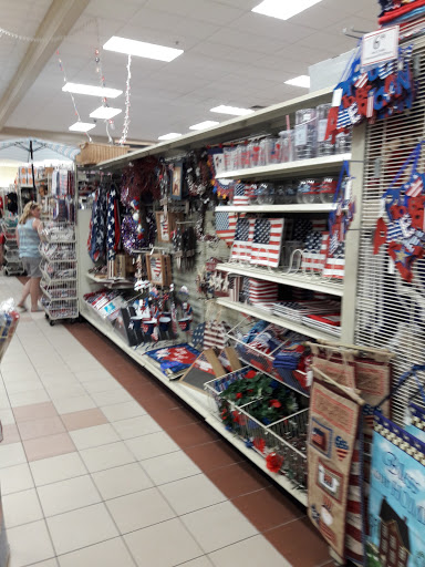 Home Goods Store «Christmas Tree Shops», reviews and photos, 65 Faunce Corner Rd, North Dartmouth, MA 02747, USA