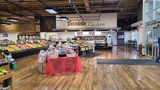 Grocery Store «Daniels Foods Sentry», reviews and photos, 681 Kenosha St, Walworth, WI 53184, USA