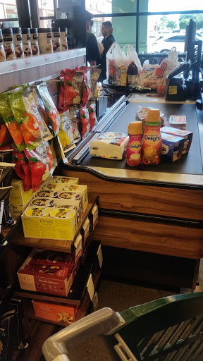 Supermarket «Fairway Market Georgetown», reviews and photos, 2149 Ralph Ave, Brooklyn, NY 11234, USA