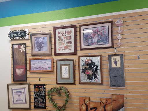 Thrift Store «Goodwill - Redwood Empire», reviews and photos, 6450 Hembree Ln, Windsor, CA 95492, USA