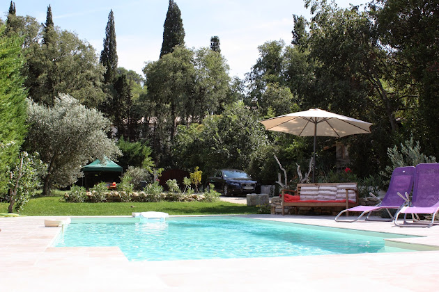 Photo Chambre d'hôtes Mas Calbret 13103 Saint-Étienne-du-Grès