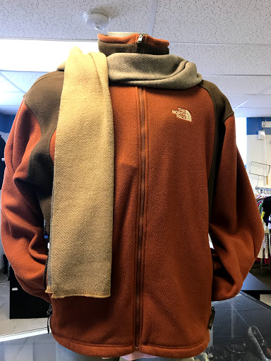 Stores and Shopping «Frugalista», reviews and photos, 3069 Mt Pleasant St NW, Washington, DC 20009, USA