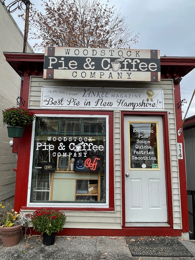 Woodstock Pie and Coffee Company 03262