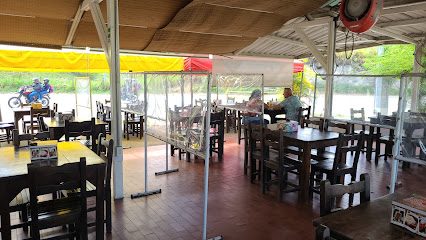 Restaurante Pacho Anca - Toro Después de la Glorieta, 200 Metros, Ansermanuevo - Argelia, Ansermanuevo, Valle del Cauca, Colombia