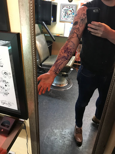 Tattoo Shop «Tabernacle Tattoo», reviews and photos, 1829 E 4th Ave, Tampa, FL 33605, USA