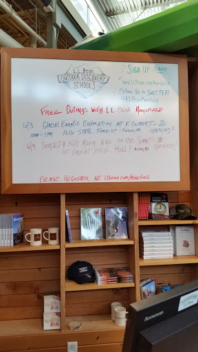 Clothing Store «L.L. Bean», reviews and photos, 280 School St, Mansfield, MA 02048, USA