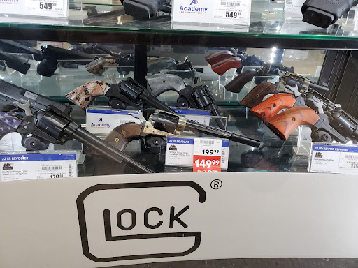 Sporting Goods Store «Academy Sports + Outdoors», reviews and photos, 14260 Manchester Rd, Manchester, MO 63011, USA