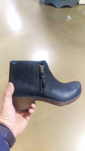 Shoe Store «Dansko Company Store», reviews and photos, 33 Federal Blvd, West Grove, PA 19390, USA