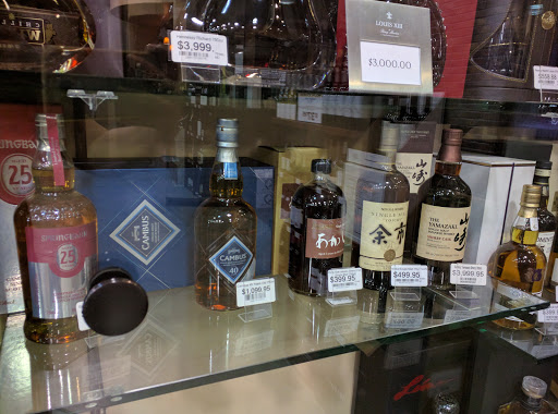 Liquor Store «Mission Liquor Store», reviews and photos, 1801 E Washington Blvd, Pasadena, CA 91104, USA