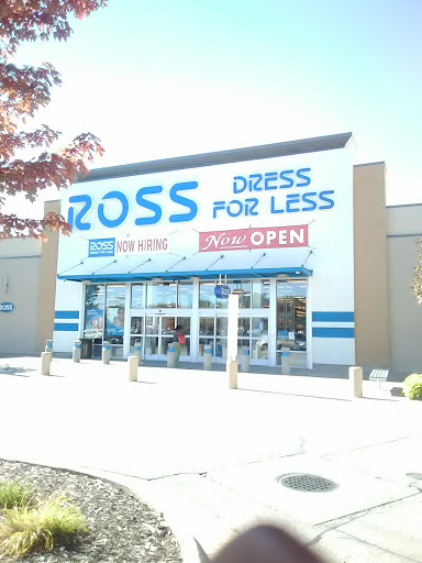 Shopping Mall «Merle Hay Mall», reviews and photos, 3800 Merle Hay Rd, Des Moines, IA 50310, USA