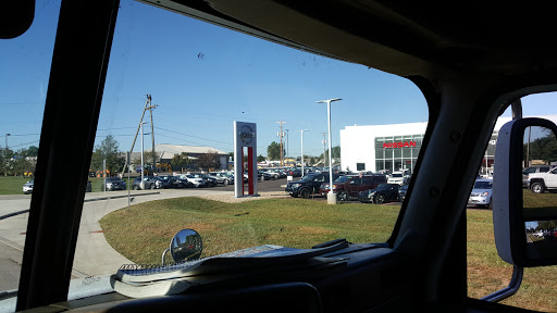 Nissan Dealer «Coughlin Nissan», reviews and photos, 1459 Hebron Rd, Heath, OH 43056, USA