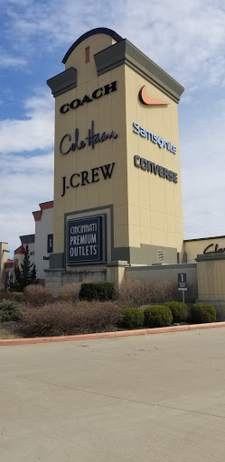 Clothing Store «Nike Factory Store», reviews and photos, 505 Premium Outlets Dr, Monroe, OH 45050, USA