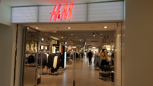 H&M