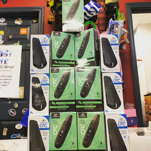 Vaporizer Store «Vapors Smoke shop», reviews and photos, 501 Hargrove Rd E f, Tuscaloosa, AL 35401, USA