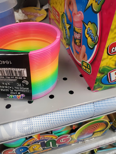 Variety Store «Five Below», reviews and photos, 8261 Gateway Overlook, Elkridge, MD 21075, USA