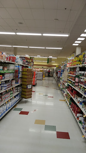 Grocery Store «Stop & Shop», reviews and photos, 240 E Sandford Blvd, Mt Vernon, NY 10550, USA
