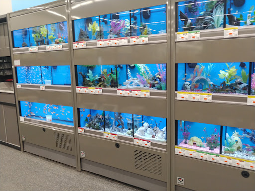 Pet Supply Store «Pet Supplies Plus», reviews and photos, 13360 W 87th St Pkwy, Lenexa, KS 66215, USA