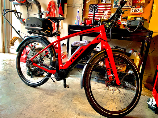 Bicycle Store «Phat Tire Bike Shop», reviews and photos, 9708 Riverside Pkwy Suite A, Tulsa, OK 74137, USA