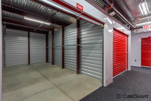 Self-Storage Facility «CubeSmart Self Storage», reviews and photos, 2105 Ira E Woods Ave, Grapevine, TX 76051, USA