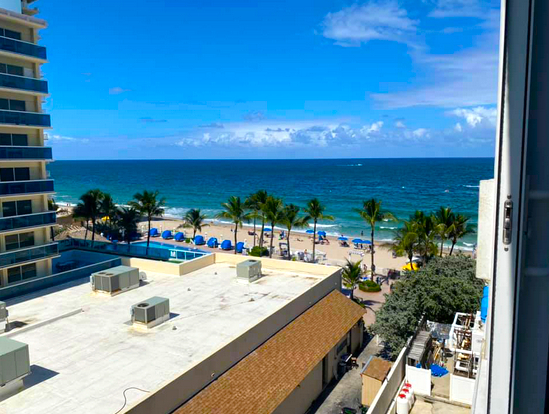 Ocean Manor Beach Resort