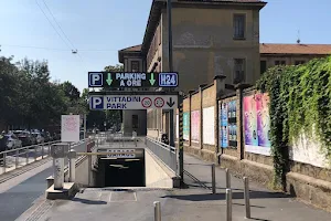 Vittadini Parcheggio image