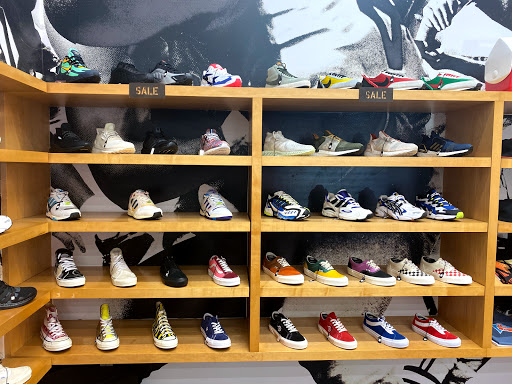 Shoe Store «Undefeated Santa Monica», reviews and photos, 2654 Main St # B, Santa Monica, CA 90405, USA