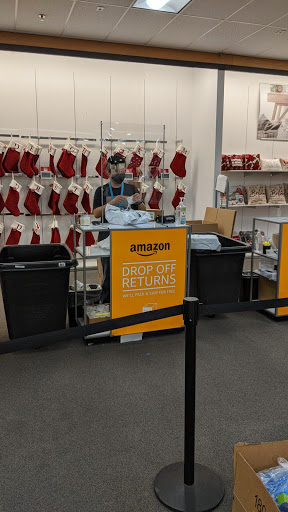 Shopping Mall «Cypress Village Shopping Center», reviews and photos, 14001 - 14271 Jeffrey Rd, Irvine, CA 92620, USA